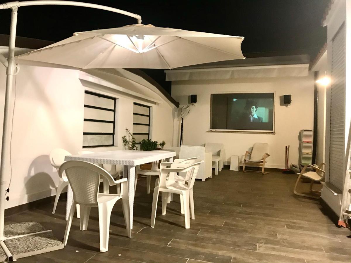 Stanza E Bagno Privato, Idromassaggio Con Extra Fee, In Appartamento 费拉拉 外观 照片