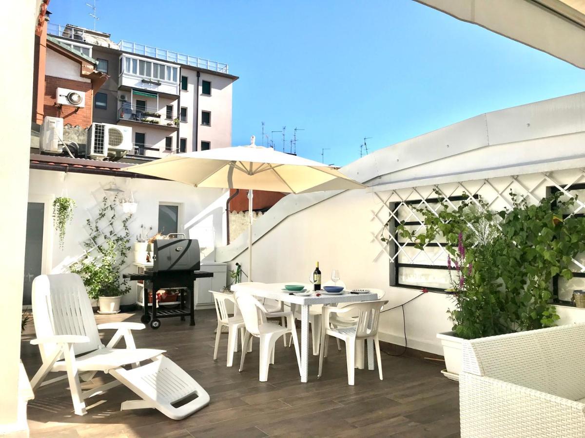 Stanza E Bagno Privato, Idromassaggio Con Extra Fee, In Appartamento 费拉拉 外观 照片