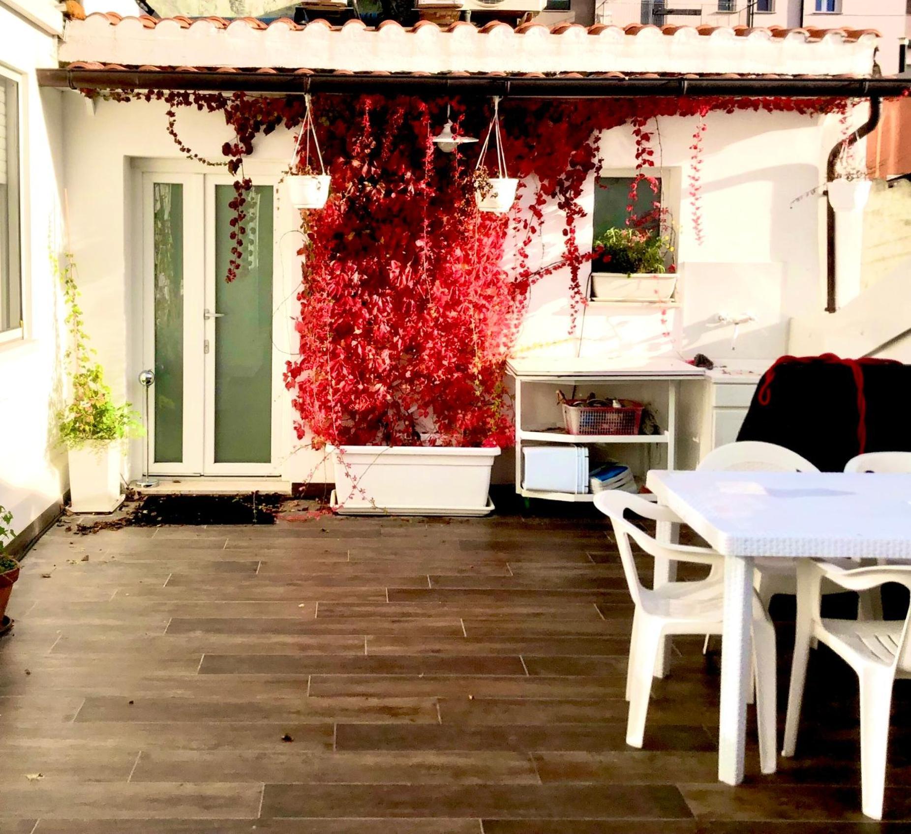 Stanza E Bagno Privato, Idromassaggio Con Extra Fee, In Appartamento 费拉拉 外观 照片